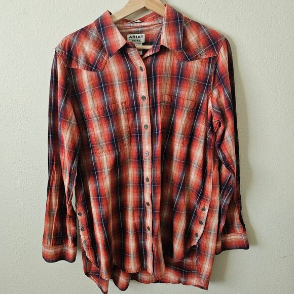 Ariat Women's Large Button-Up Flannel - Great Condition! - Picture 1 of 7